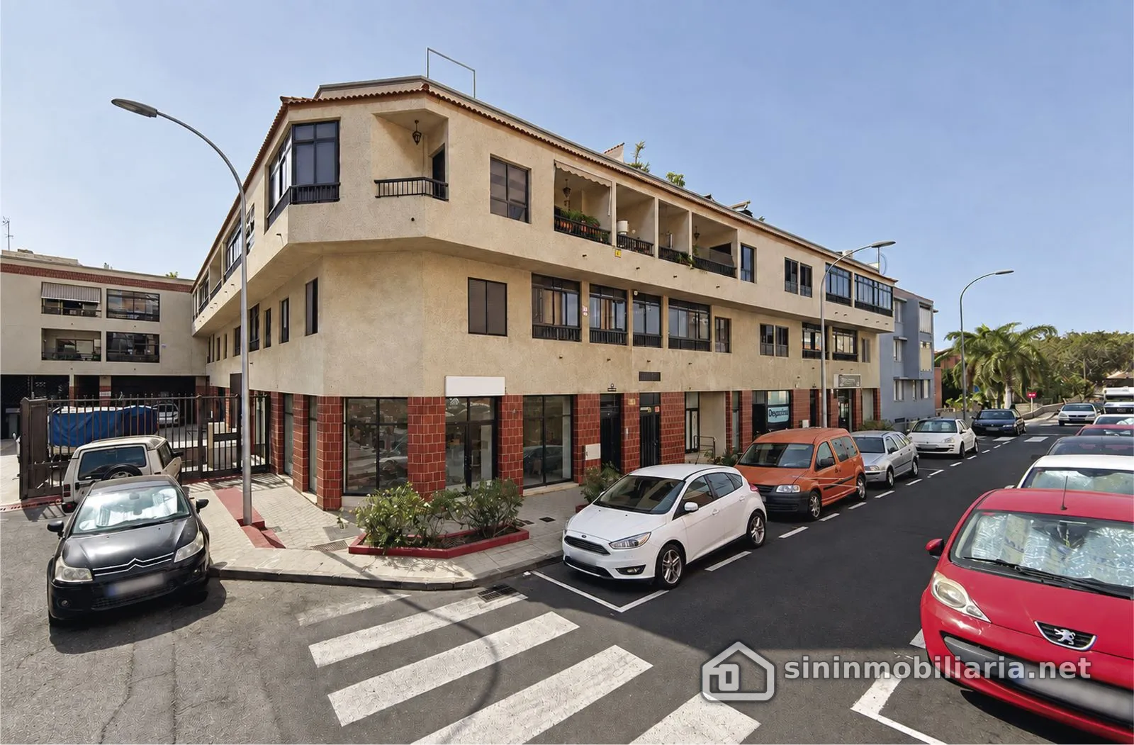 Local de 70 m2- Cuantro ambientes y un baño