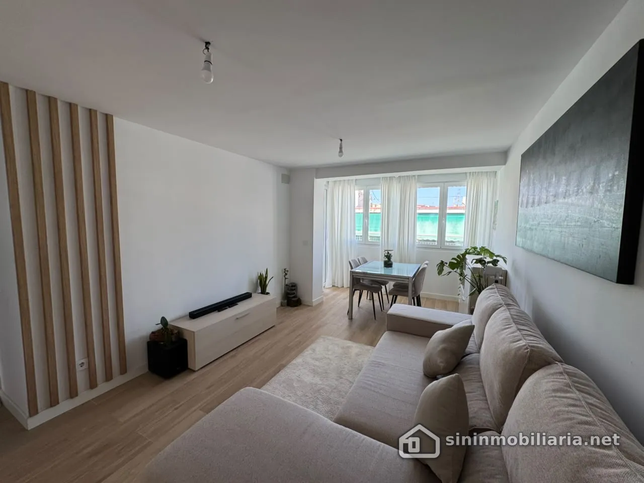 Piso céntrico junto a todas las comunidades, ideal para vivir o invertir